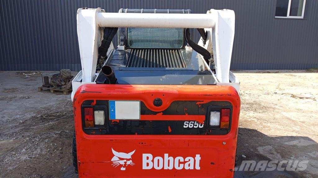 Bobcat S650 لوادر بعجل