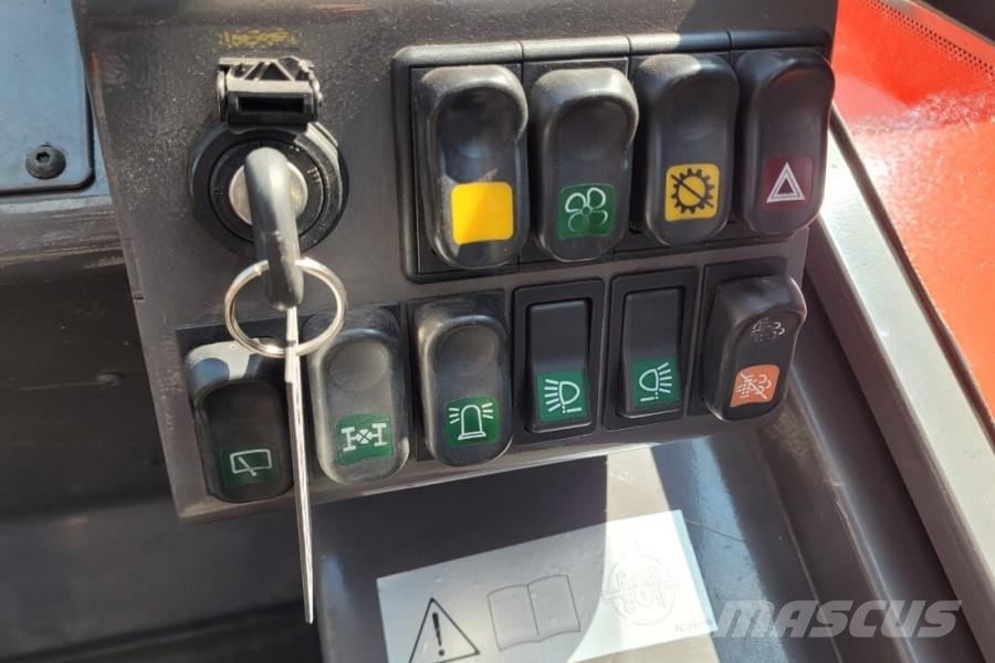 Manitou M30-4 Valid Inspection, *Guarantee, Diesel, 4x4 Dr ラフターテレントラック