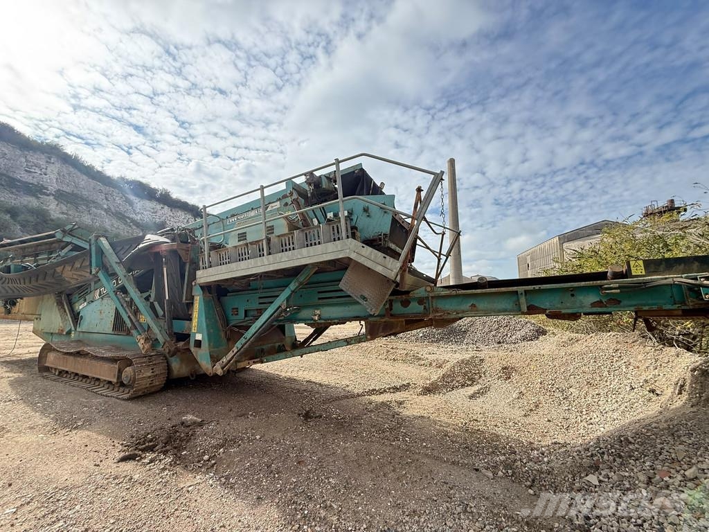 Powerscreen Chieftain 1400 Tracked Screening Plant غرابيل