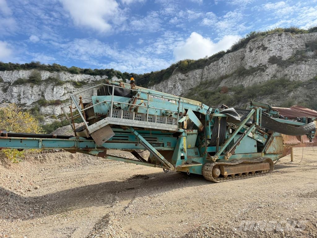 Powerscreen Chieftain 1400 Tracked Screening Plant غرابيل