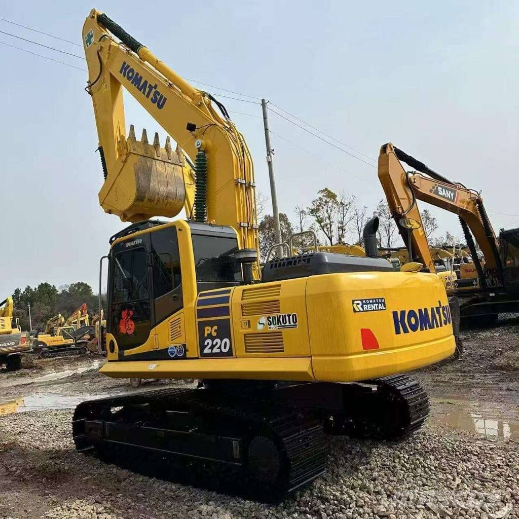 Komatsu PC 220-8 Εκσκαφείς με ερπύστριες