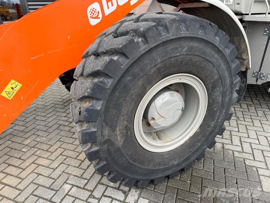 Atlas AR 680 - 990 hours Tekerlekli yükleyiciler