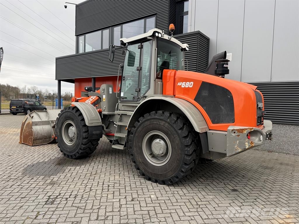Atlas AR 680 - 990 hours Tekerlekli yükleyiciler
