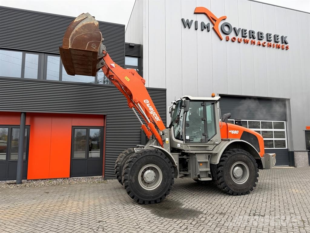 Atlas AR 680 - 990 hours Tekerlekli yükleyiciler