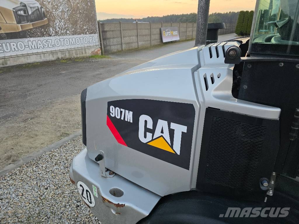 CAT 907M, 2015 ROK, 2000 MTH !!! ŁYŻKA + WIDŁY Фронтальні навантажувачі