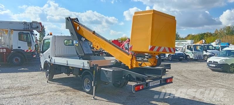 Renault Maxity Movex TLR15 - 14,2m, 230kg المنصات الهوائية المثبتة على شاحنة