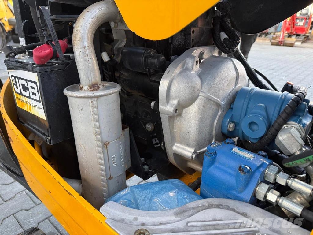 JCB 8010CT Mini bagri <7t