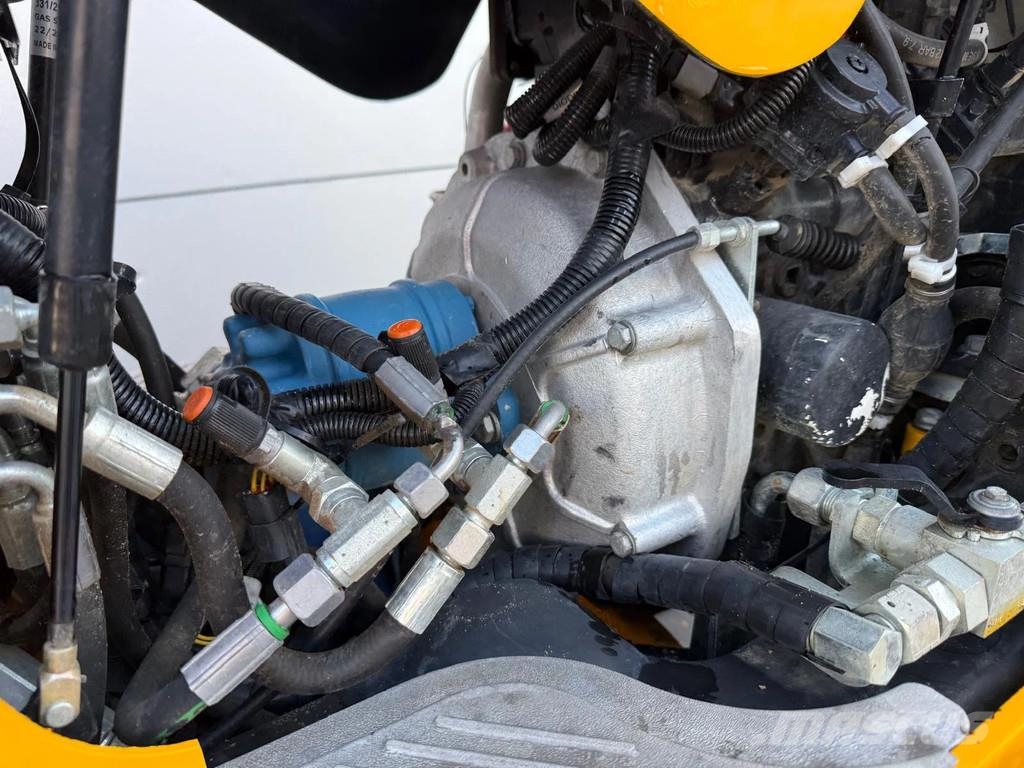 JCB 8010CT Mini bagri <7t
