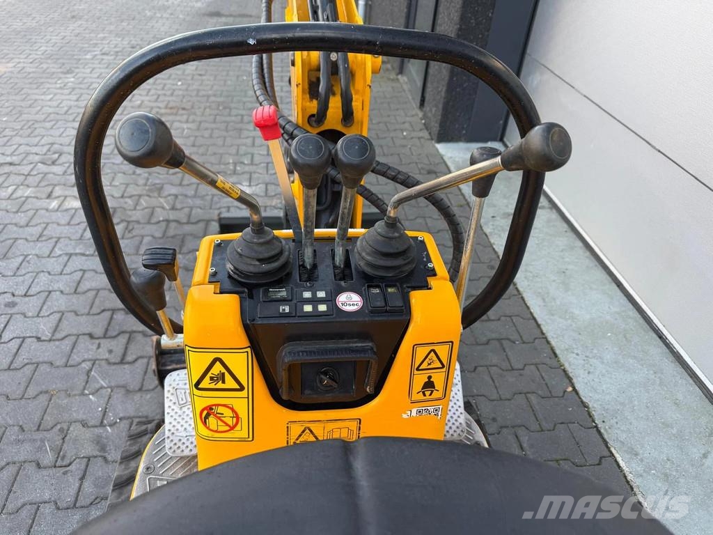 JCB 8010CT Mini bagri <7t