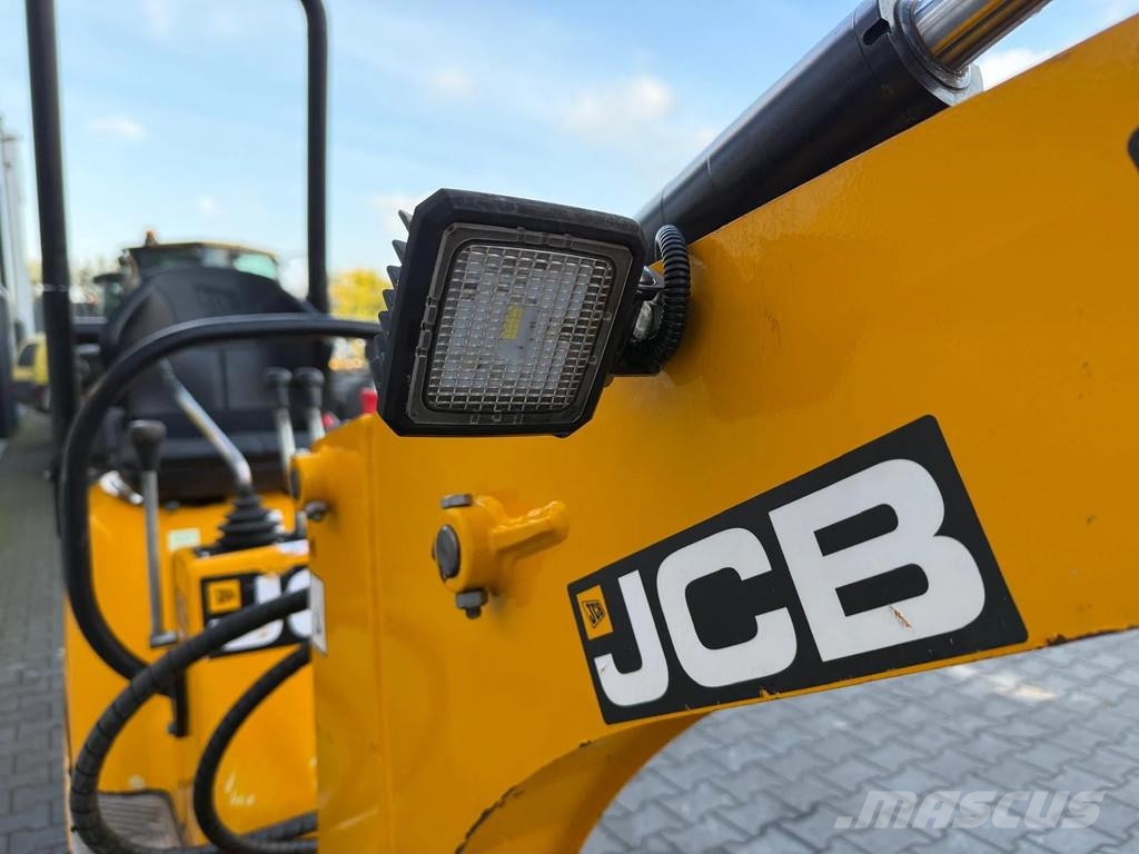 JCB 8010CT Mini bagri <7t