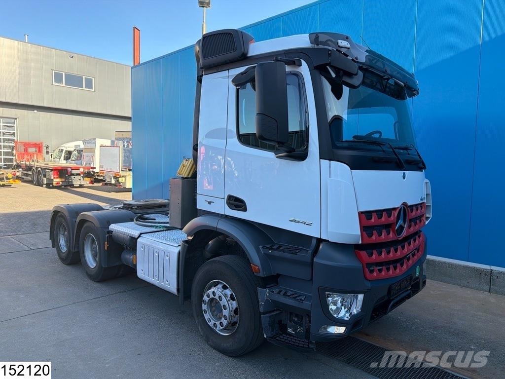 Mercedes-Benz Arocs 2642 6x4, EURO 6, PTO, Hydrauliek Naudoti vilkikai