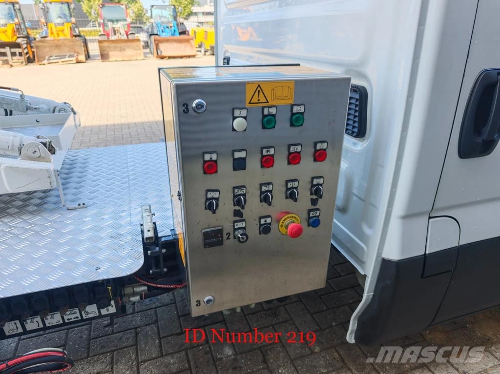 Iveco Daily 35-160 Barin ABC 60/L Bridge Control Inspect المنصات الهوائية المثبتة على شاحنة