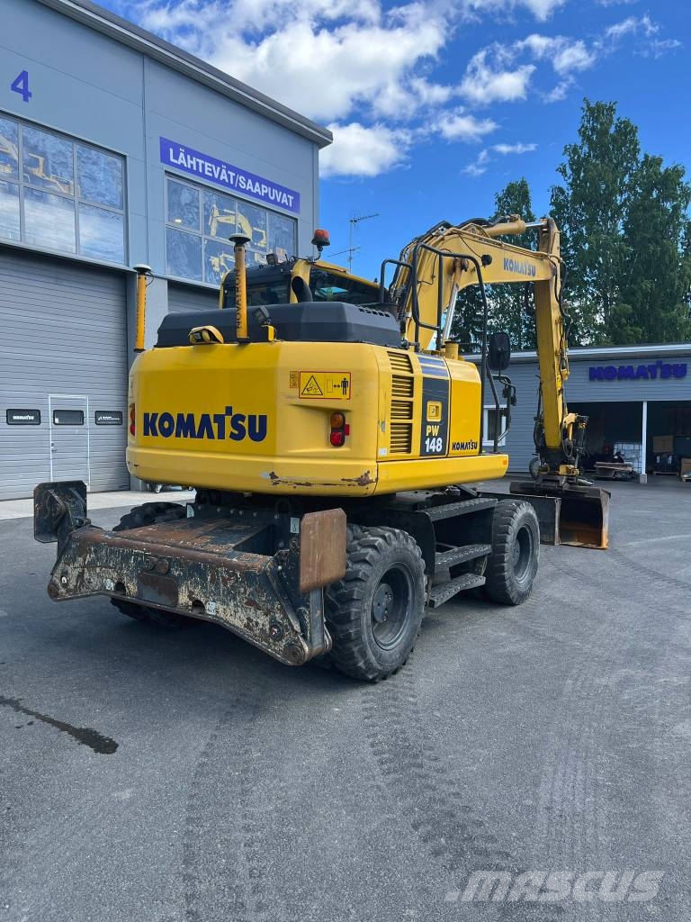 Komatsu PW 148-8 حفارات بعجل