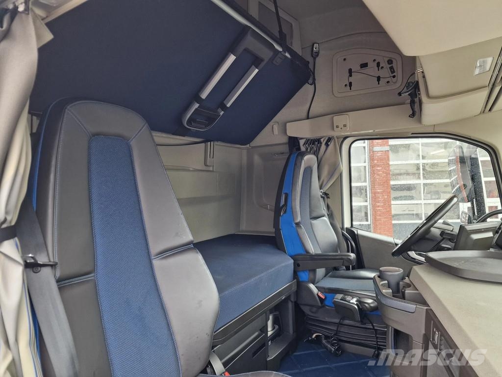 Volvo FH 13.460 Globetrotter XL 6x2 - Full spoiler - Fac 트랙터 유닛