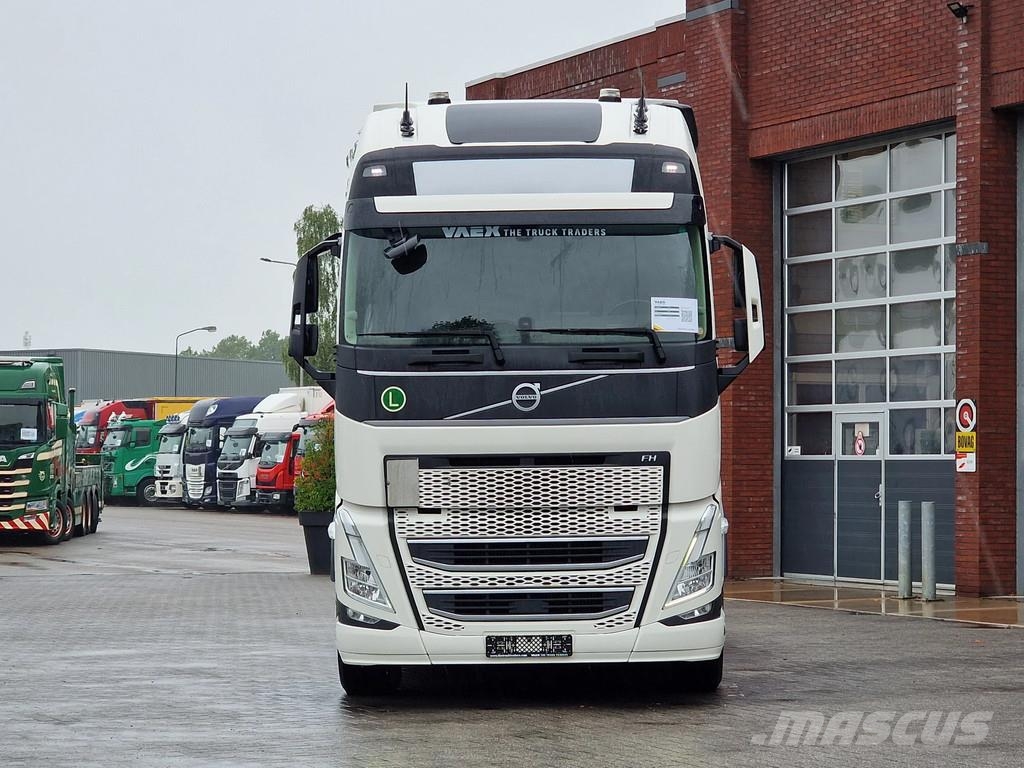 Volvo FH 13.460 Globetrotter XL 6x2 - Full spoiler - Fac 트랙터 유닛