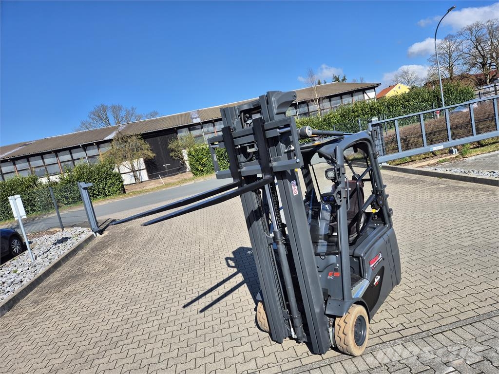 Linde E15 EVO neuwertig Электропогрузчики