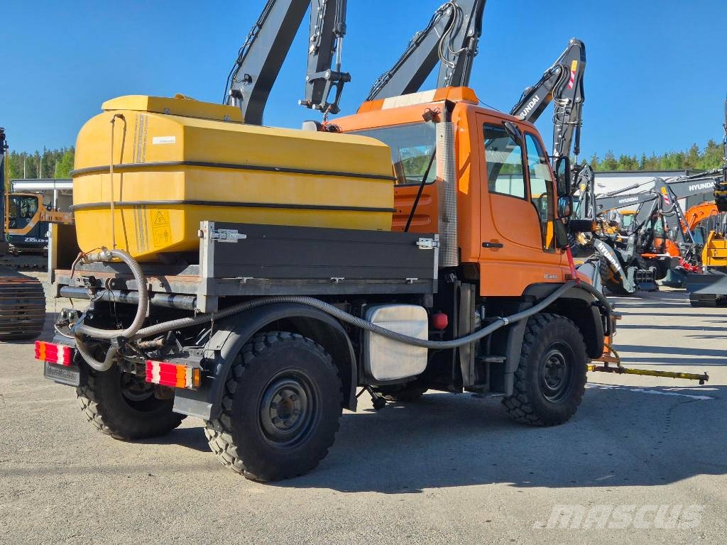 Unimog U 300 Camion altro