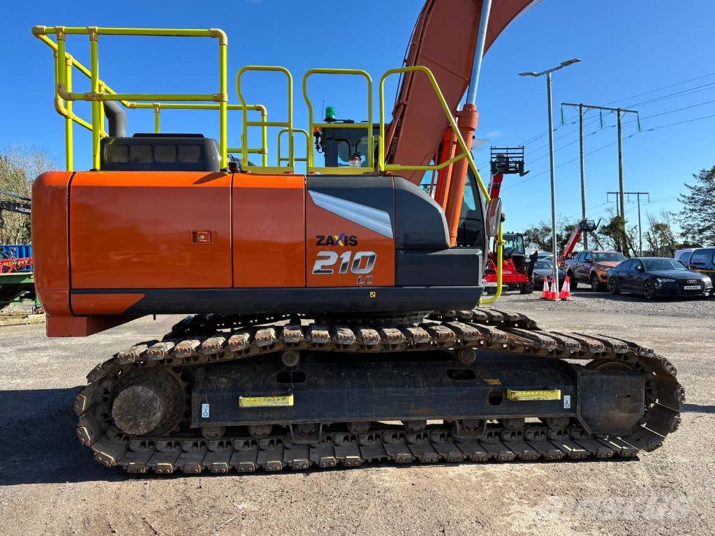 Hitachi ZX210 SLF-7 Kāpurķēžu ekskavatori