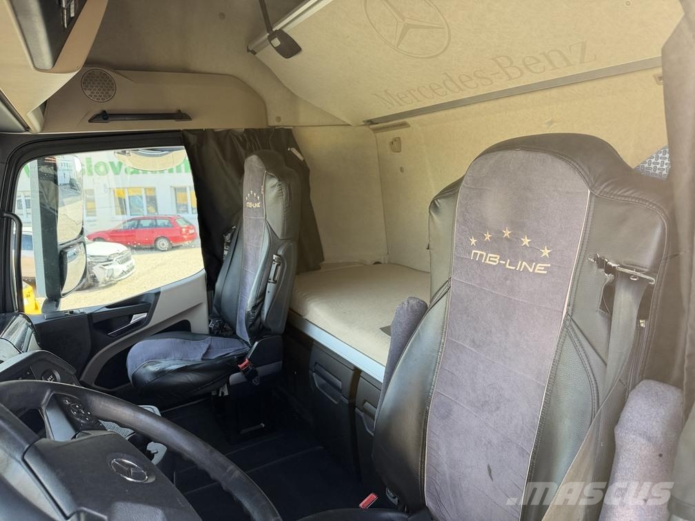 Mercedes-Benz Actros VIN 404 086 Kamioni sa ciradom