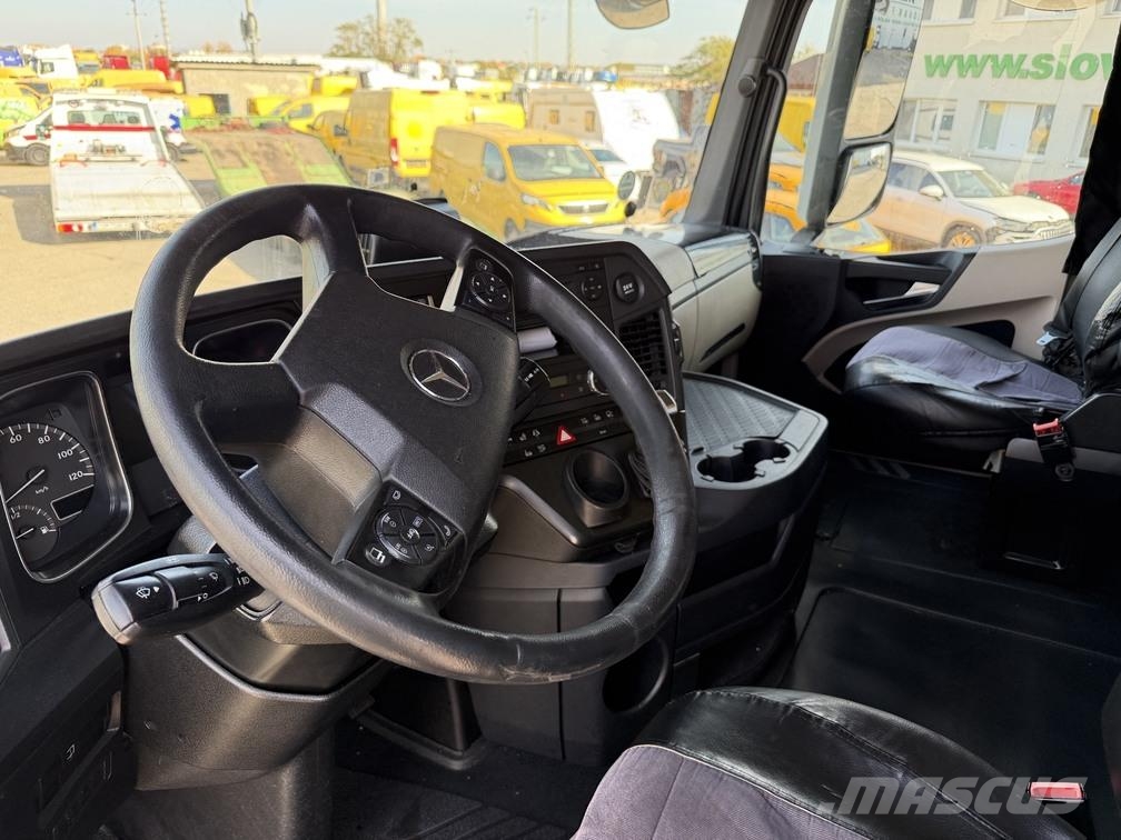 Mercedes-Benz Actros VIN 404 086 Kamioni sa ciradom