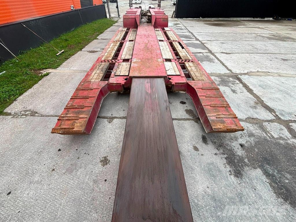 Vang ATHLS 111+1 EXTENDABLE / STEEREX AXLES / WIDENING نصف مقطورة مسطحة منخفضة