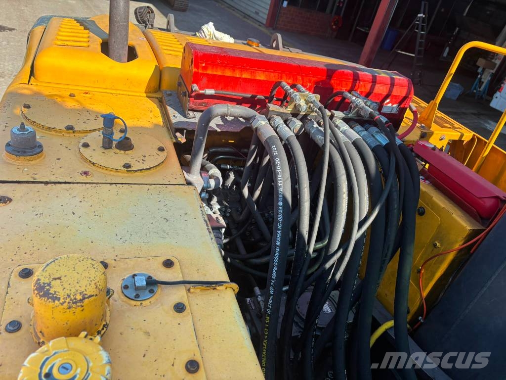 Volvo EW 210 C Bagri na kolesih