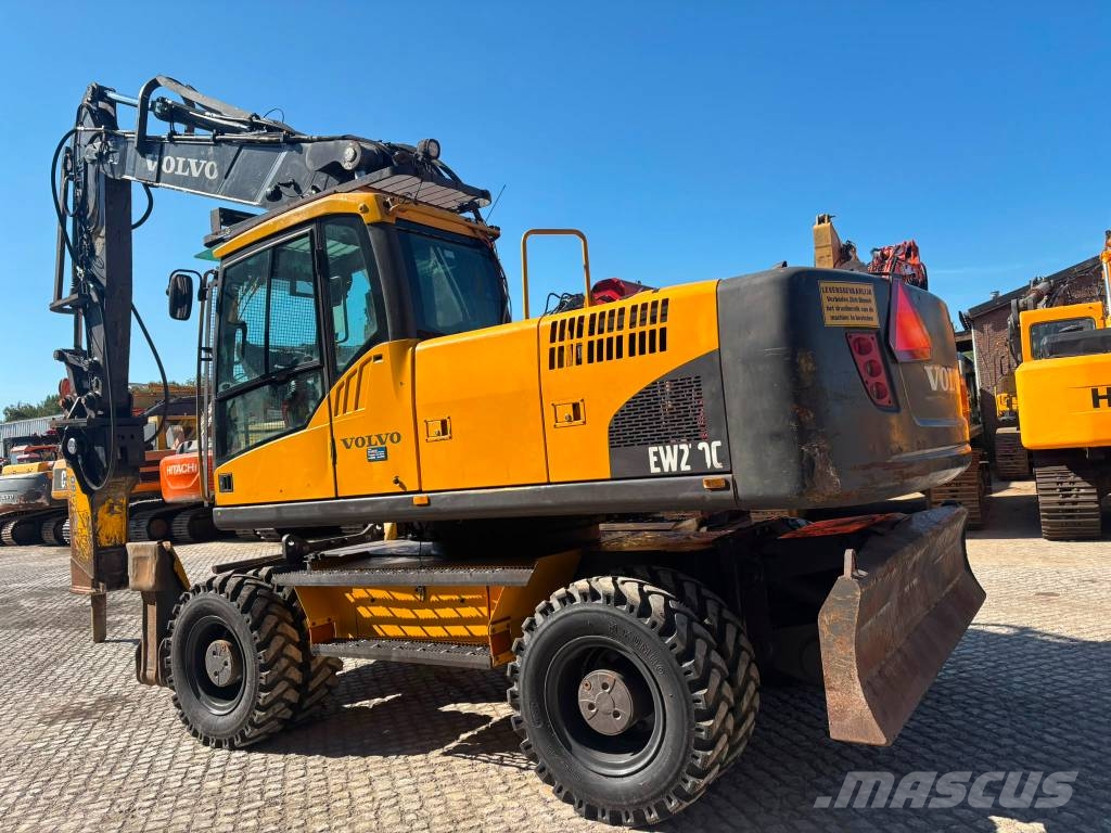 Volvo EW 210 C Bagri na kolesih