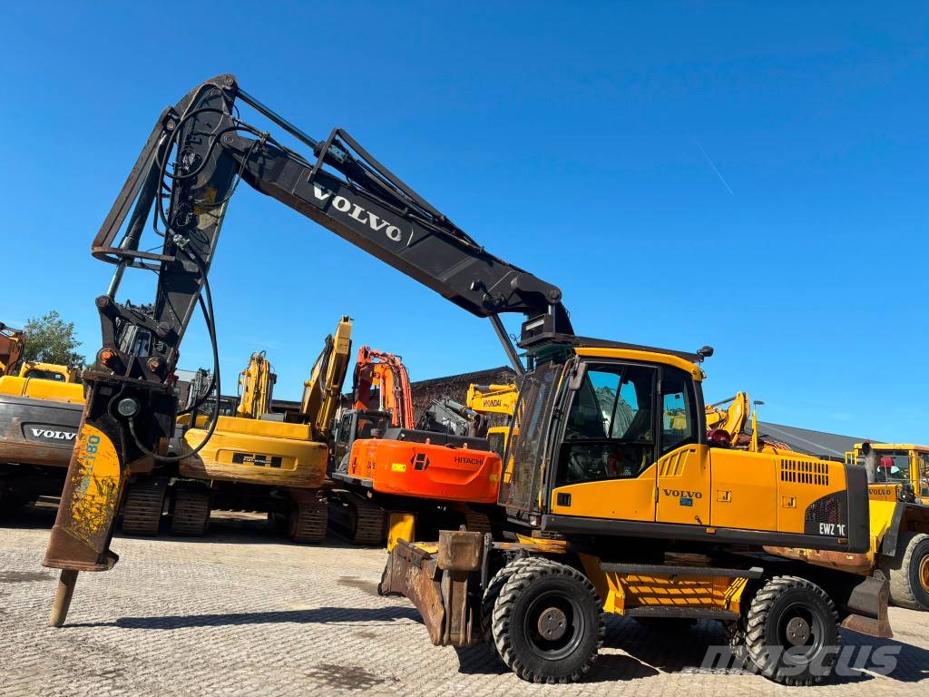 Volvo EW 210 C Bagri na kolesih