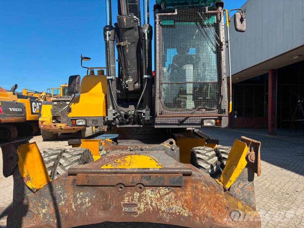 Volvo EW 210 C Bagri na kolesih