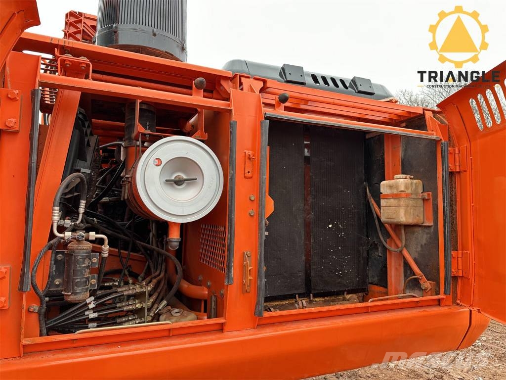 Doosan DH 220 履带挖掘机