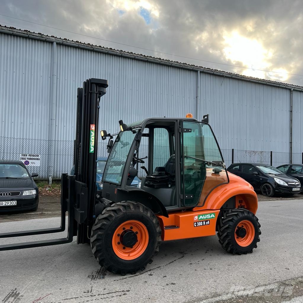 Ausa [DISCOUNT-SALE] C300H 4x4 *Like New* Off Road // K Four-way truck