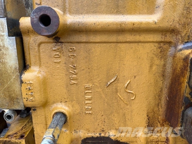 CAT 320 bl hydraulic parts complet Hidráulica