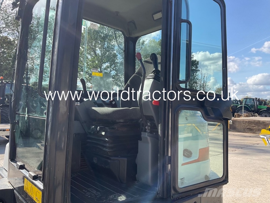 Bobcat E 55 Mini bagri <7t