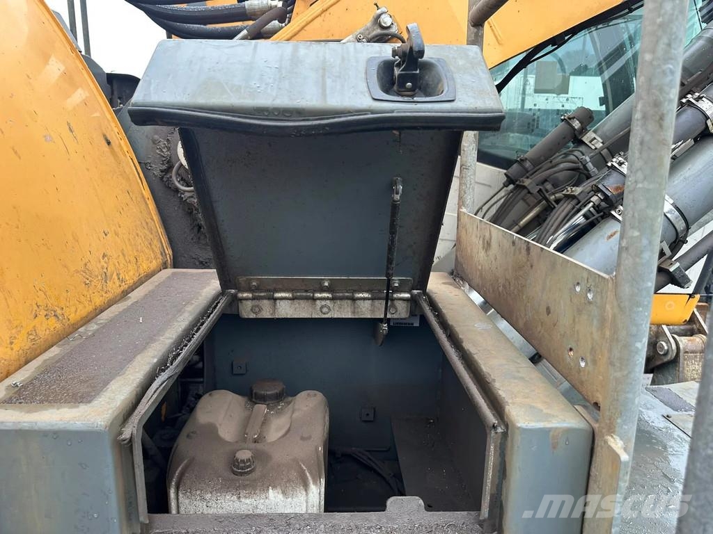 Liebherr LH50 Bagri za prekladanje primarnih/sekundarnih surovin