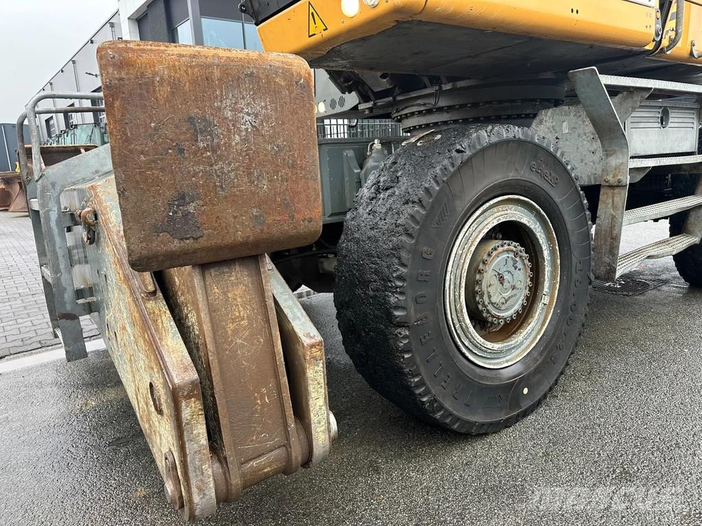 Liebherr LH50 Bagri za prekladanje primarnih/sekundarnih surovin