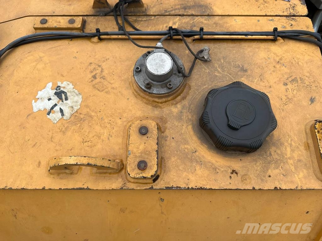 Liebherr LH50 Bagri za prekladanje primarnih/sekundarnih surovin