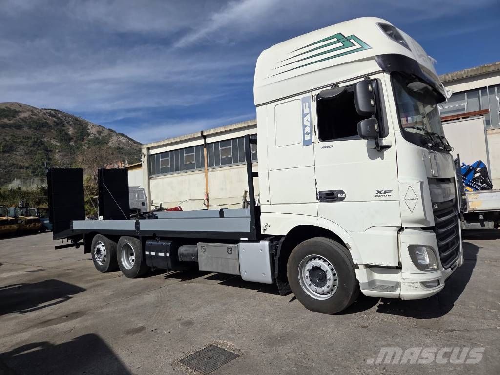 DAF XF 460 Kamioni sa ravan platformom / vitlom