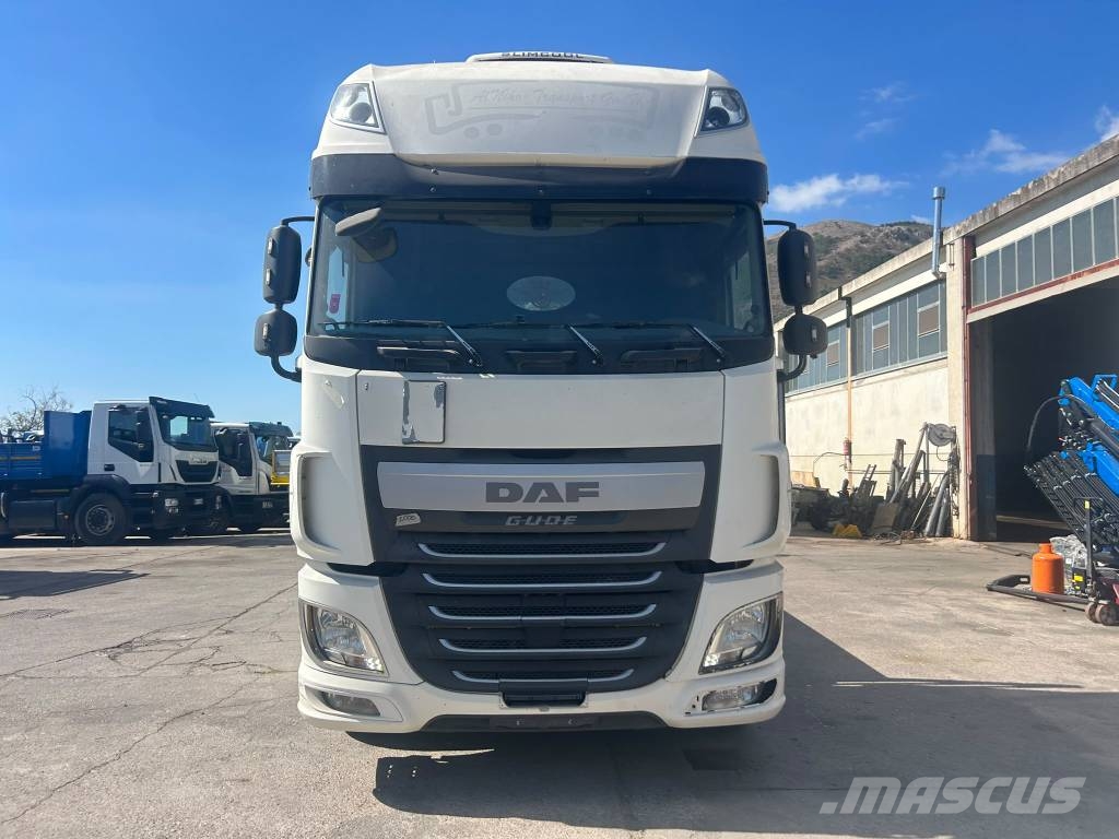 DAF XF 460 Бортові вантажівки