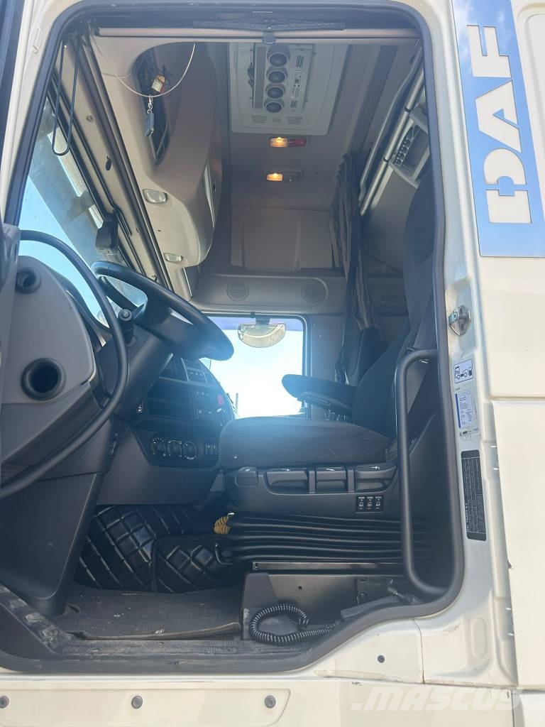 DAF XF 460 Бортові вантажівки