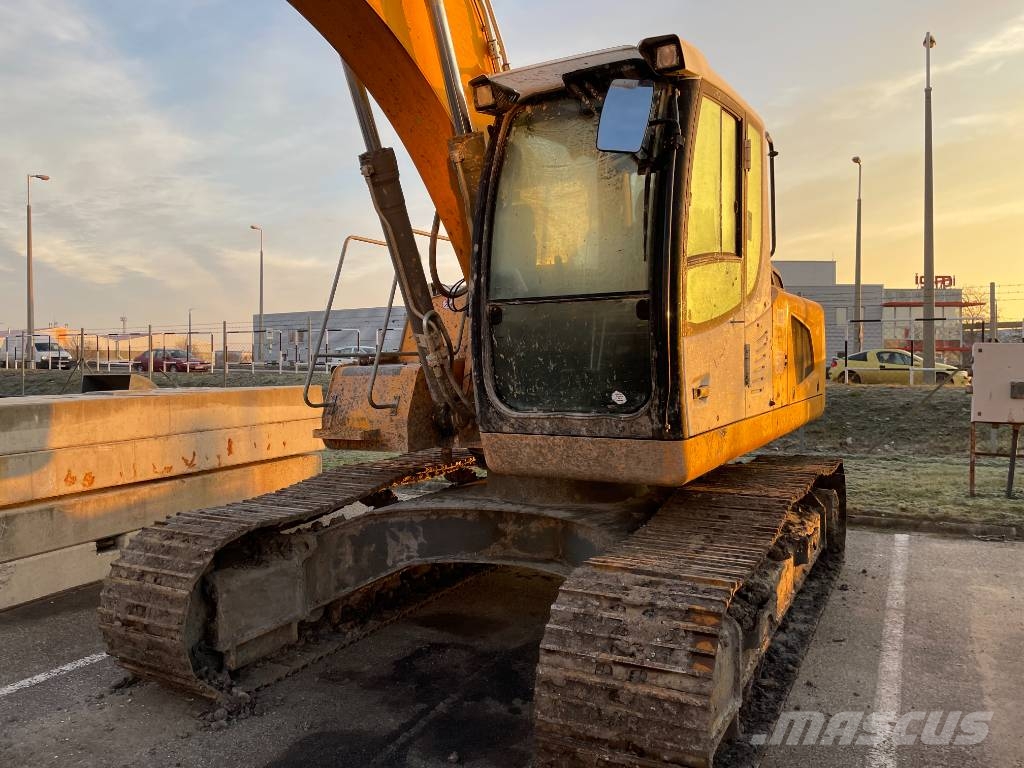 Liebherr R 924 Litronic حفارات زحافة