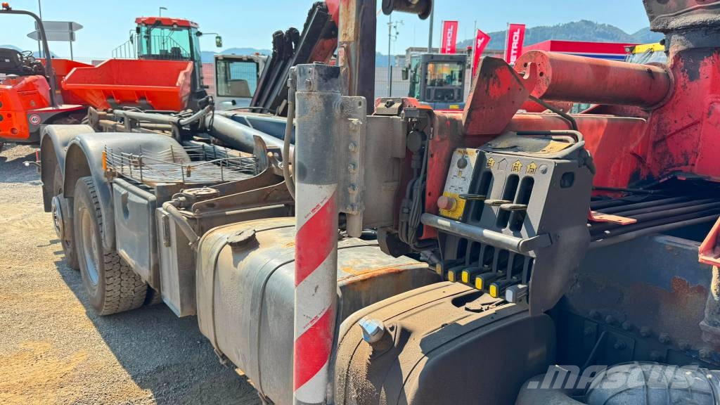 Mercedes-Benz ACTROS 2541 6x2 HOOKLIFT TRUCK - PK16001 K 8M Camiones bañeras basculantes o volquetes