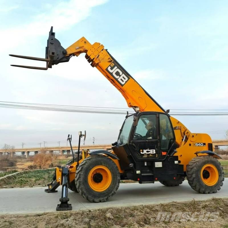 JCB 540 Teleszkópos rakodók
