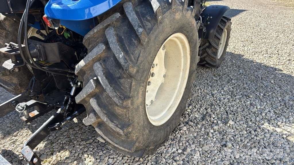 New Holland T3.80F 0 トラクター