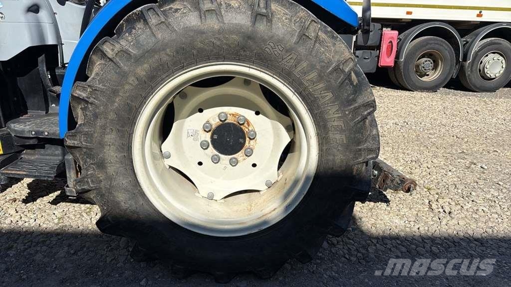 New Holland T3.80F 0 トラクター