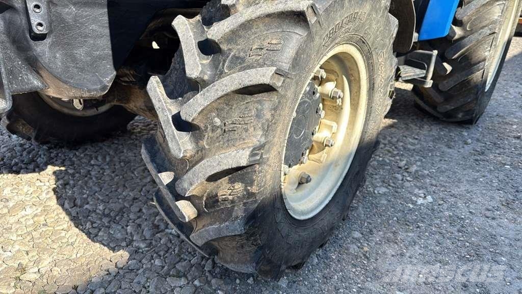 New Holland T3.80F 0 トラクター