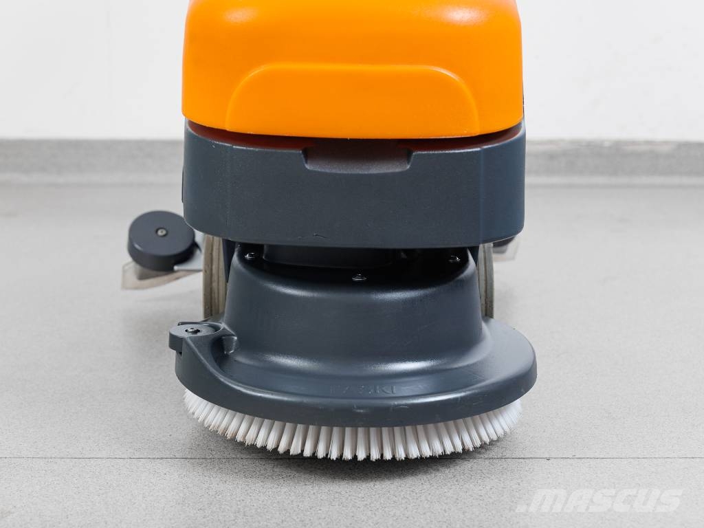 Taski Swingo 455 B NEW BATTERIES مجففات الغسيل