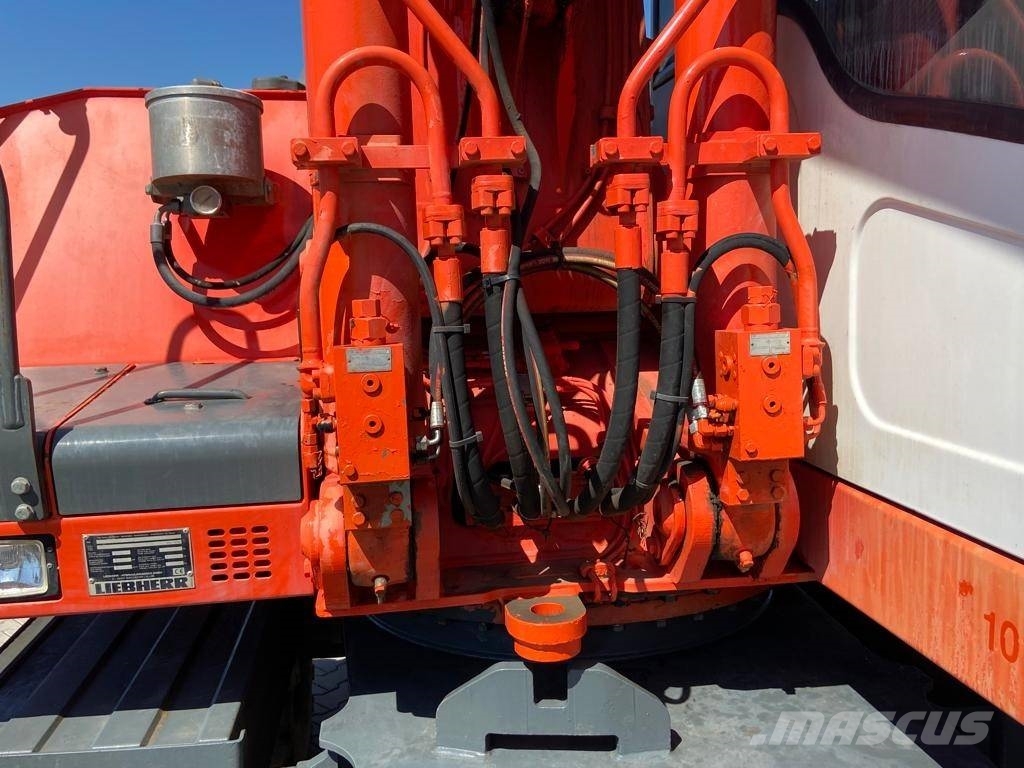 Liebherr A 900 C Εκσκαφείς με τροχούς - λάστιχα