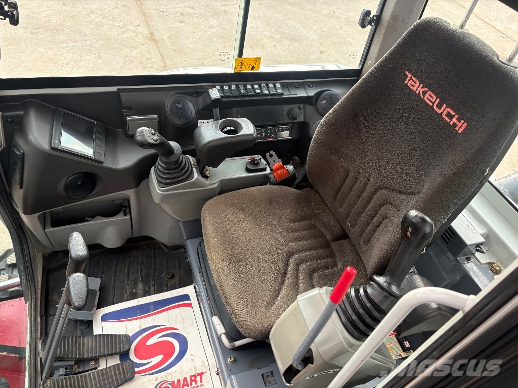 Takeuchi TB 230 Mini pelle < 7t