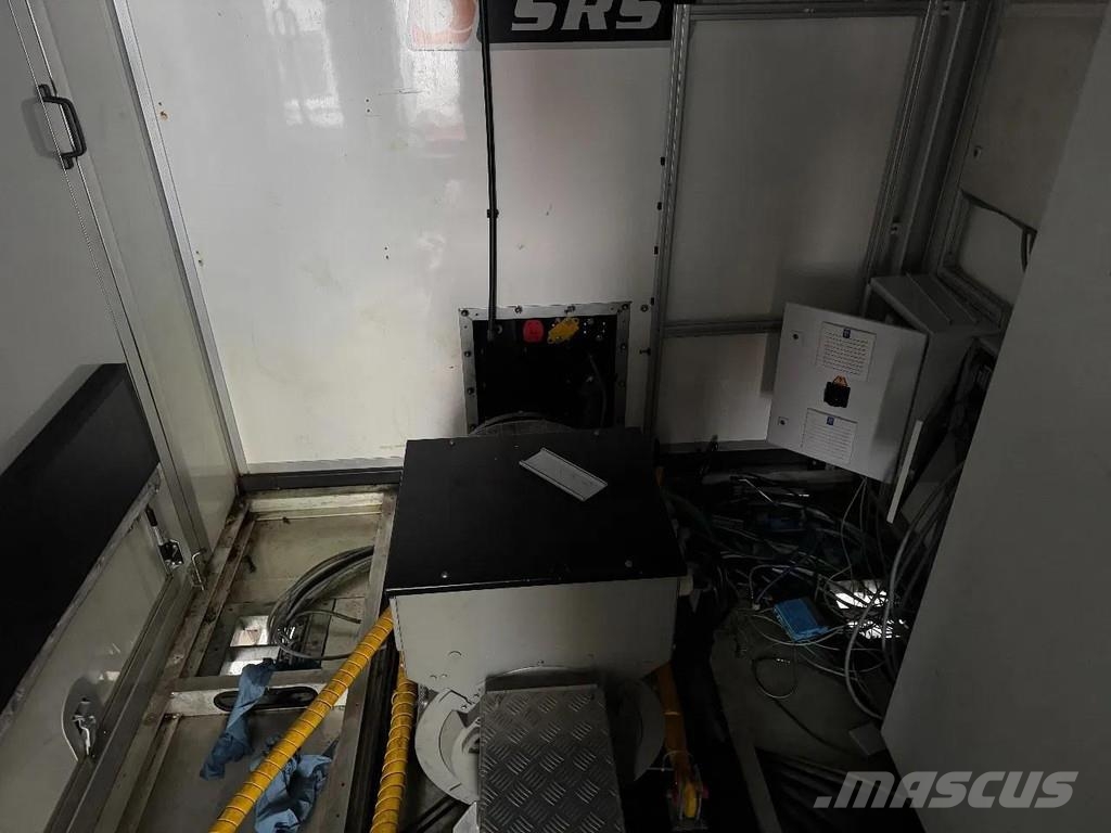 Volvo FM 420 6X2 EURO 6 ONLY 11.338 KM Caminhões baú