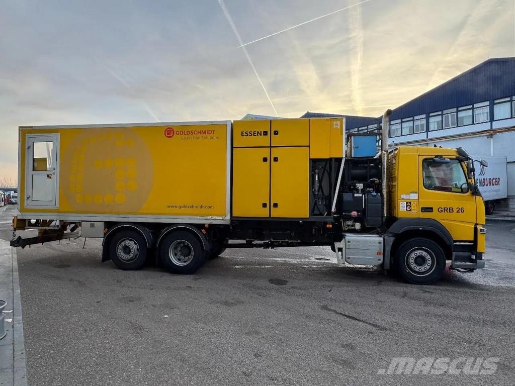 Volvo FM 420 6X2 EURO 6 ONLY 11.338 KM Caminhões baú